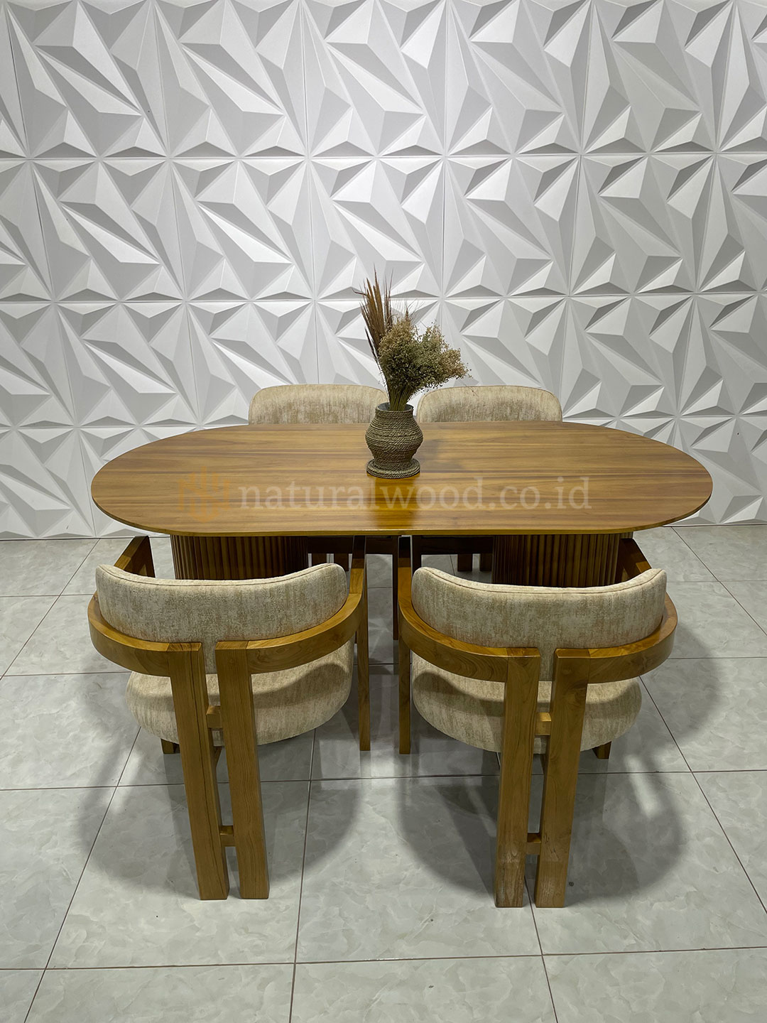 Set Meja Makan Kayu Jati Minimalis Elegan (2)