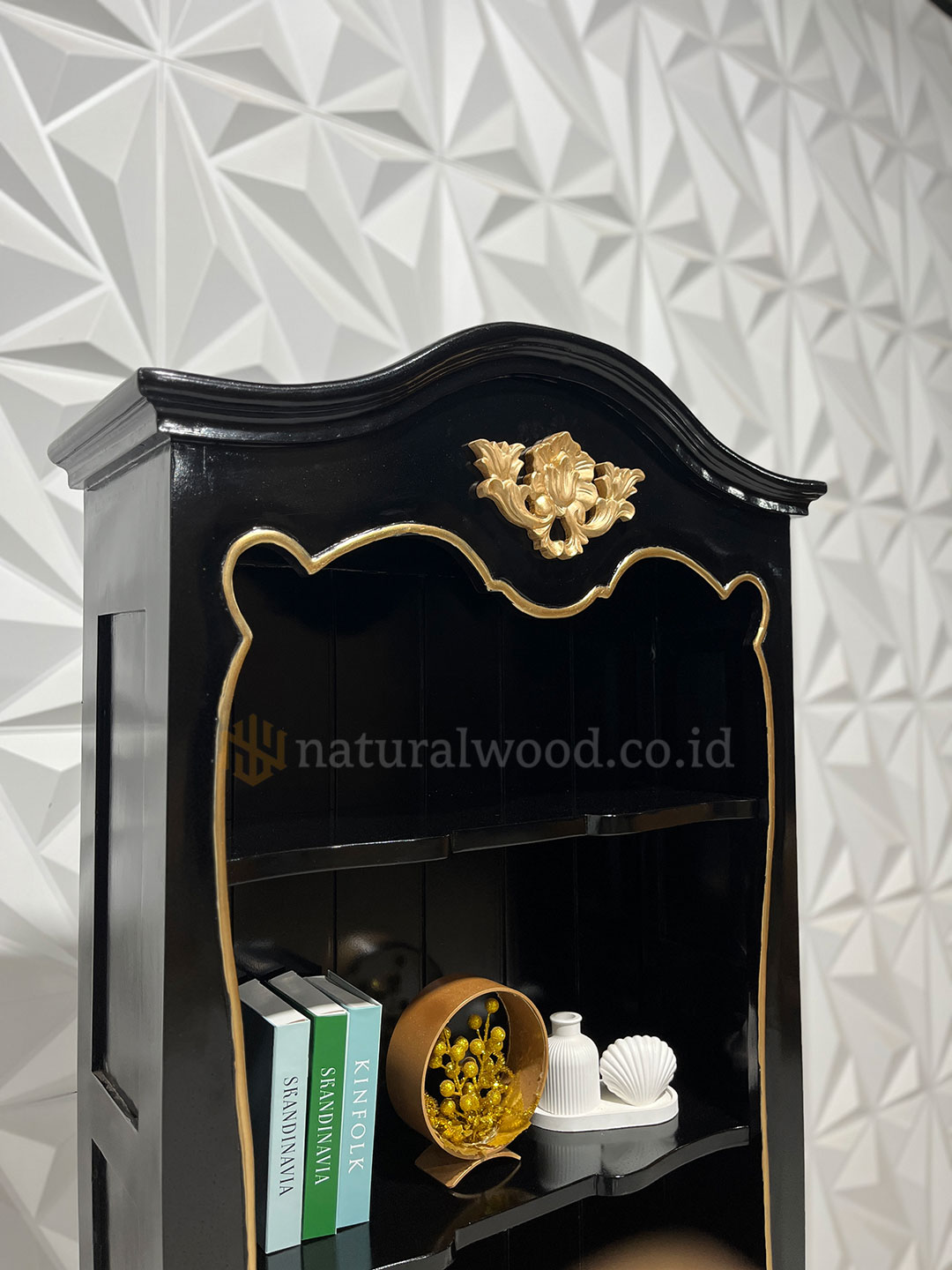 Lemari Hias Ruang Tamu Kayu Jati Minimalis (6)