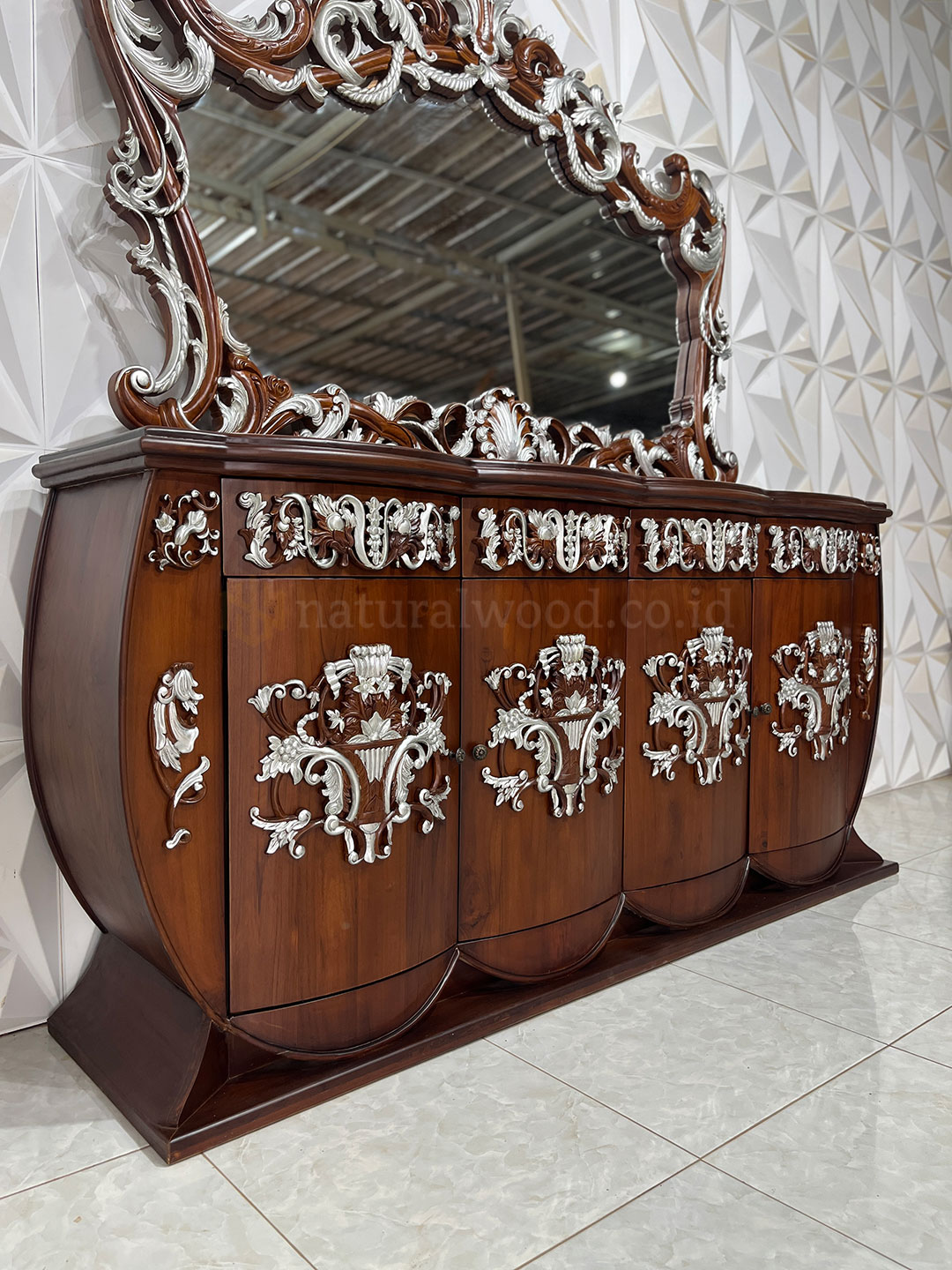 Meja Konsul Ruang Tamu Klasik Mewah (2)