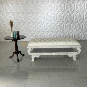 Bangku sofa klasik