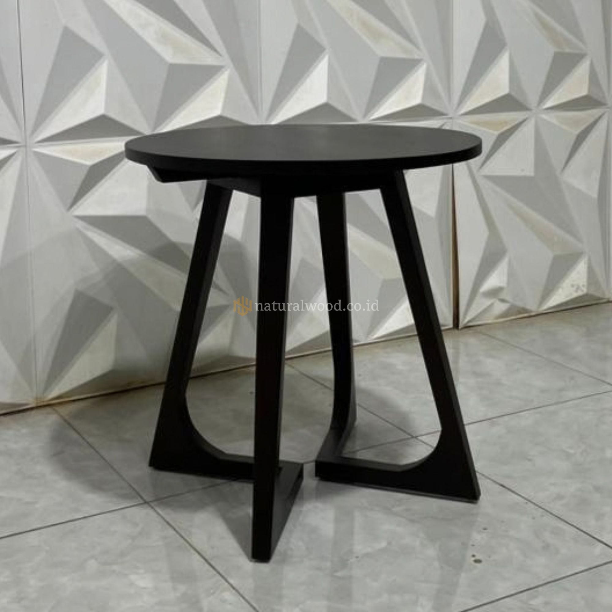 Meja Cafe Bulat Minimalis Retro Kayu Jati