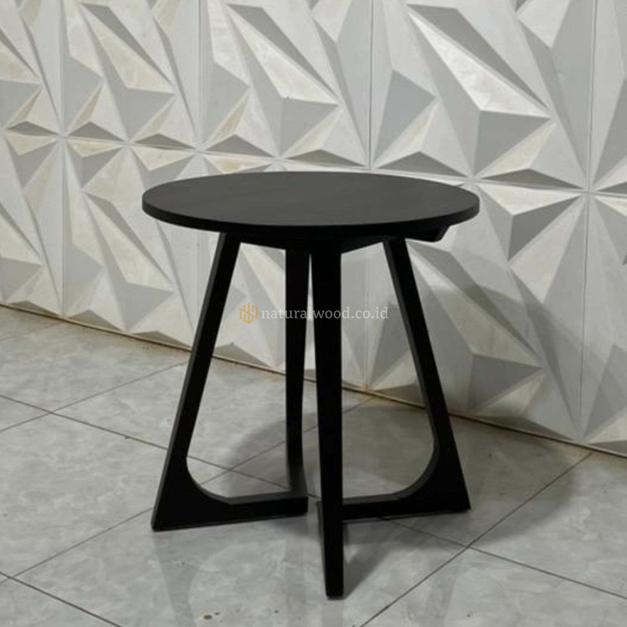 Meja Cafe Bulat Minimalis Retro Kayu Jati